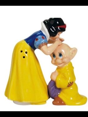 Westland Giftware Disney Snow White/Dopey Magnetic Ceramic Salt AndPepper Shaker